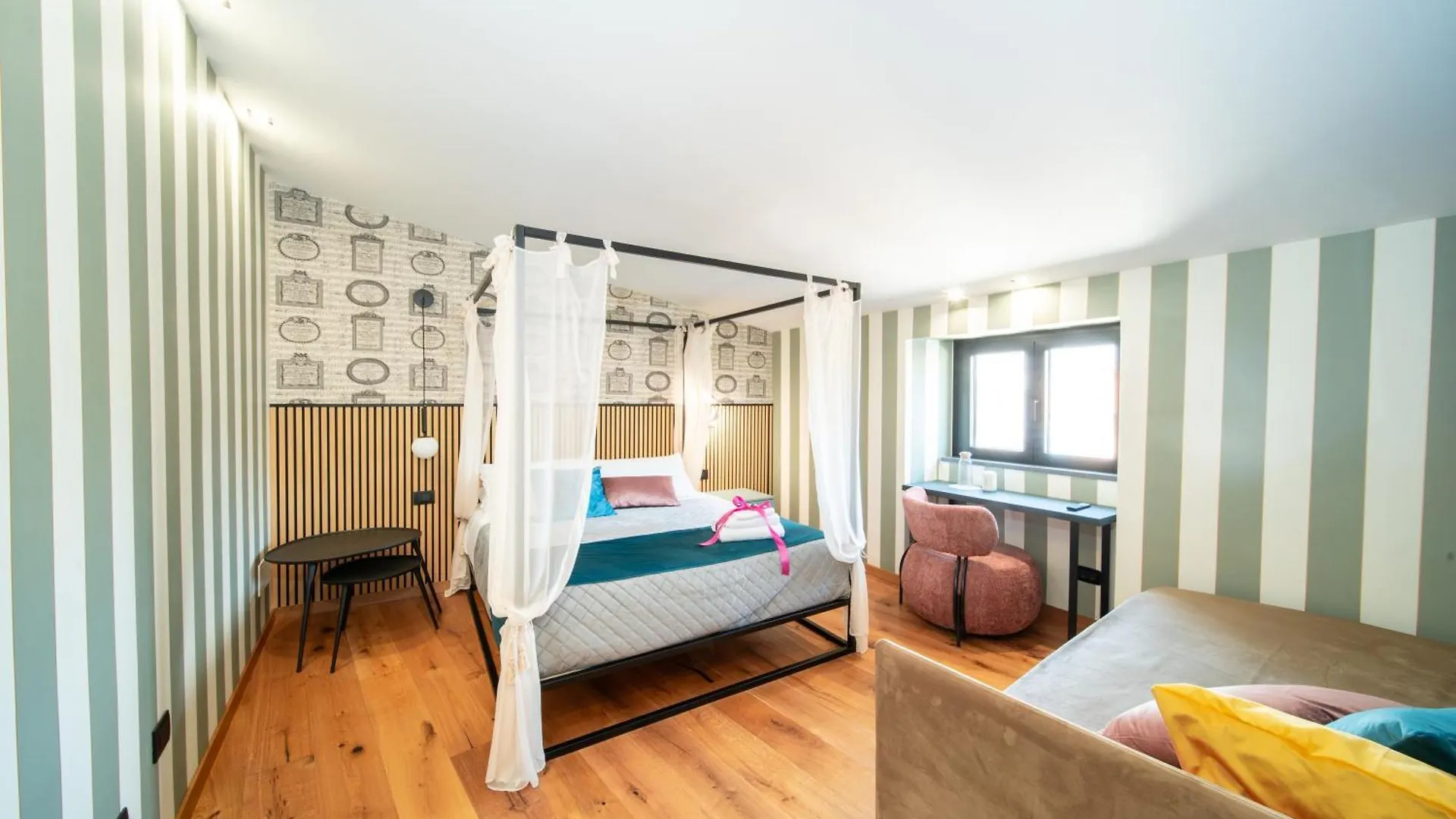 كاتانيا Roby'S Boutique Rooms - Luxury B&B 0*,  إيطاليا